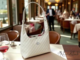 Mami látky a Eviklub pro Vás připravili další kurzík ZDARMA z cyklu Nebojme se koženky .... Takže mi dovolte Vás pozvat do...